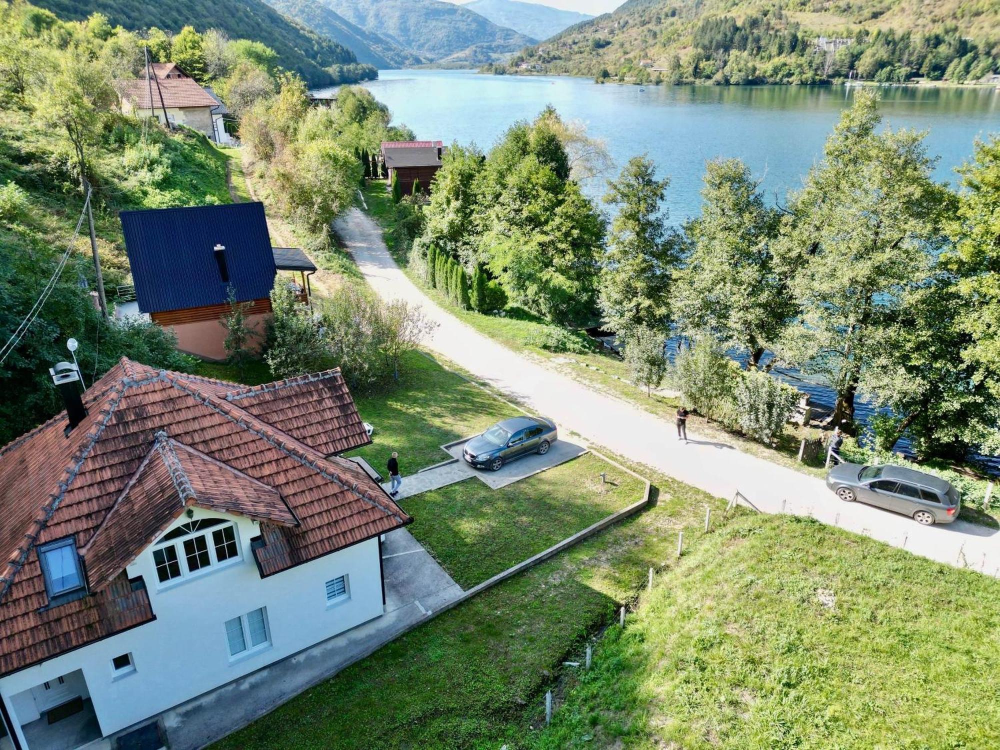 Vila Cobras Plivsko Jezero, Jajce Exteriér fotografie
