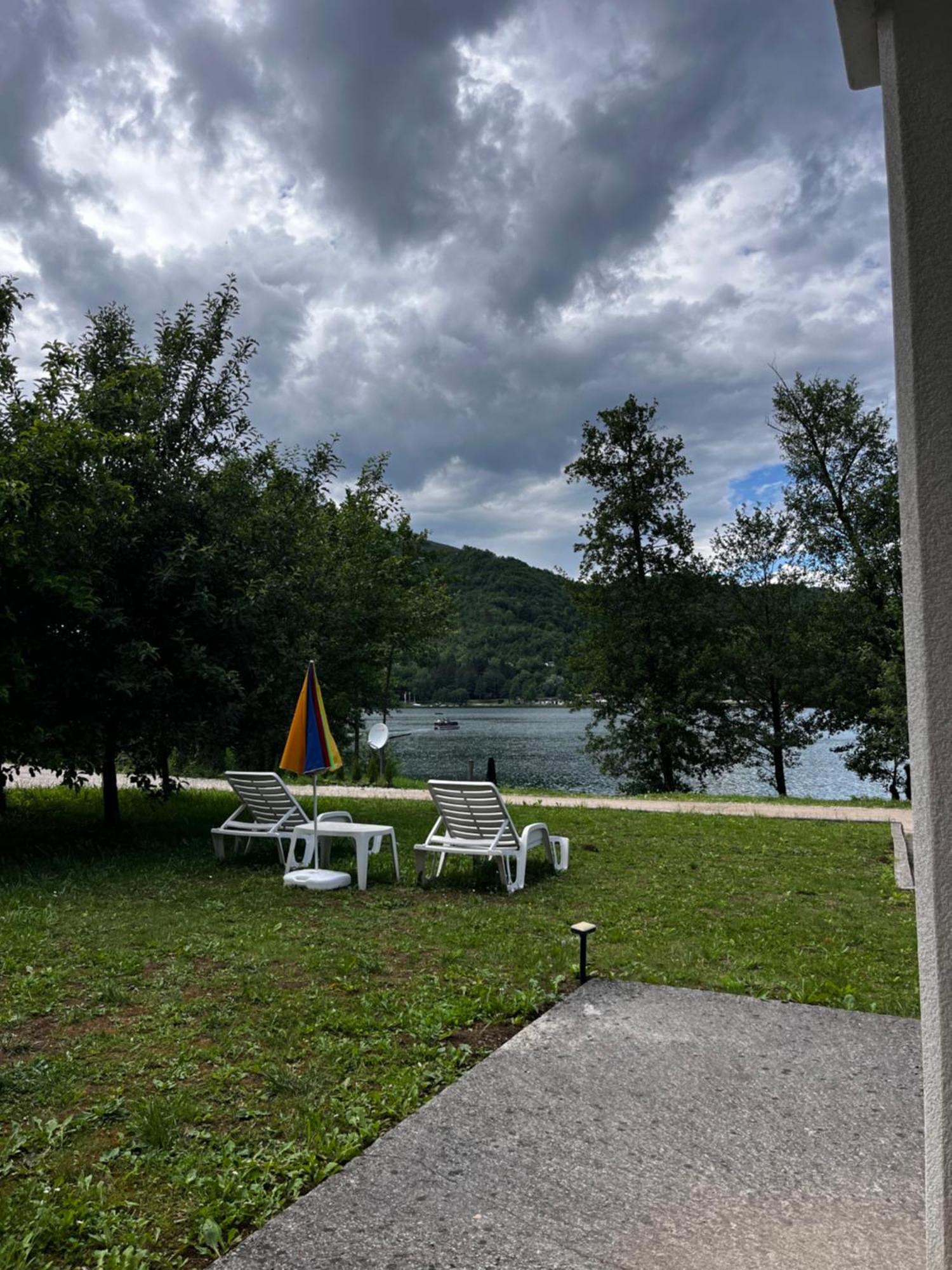 Vila Cobras Plivsko Jezero, Jajce Exteriér fotografie